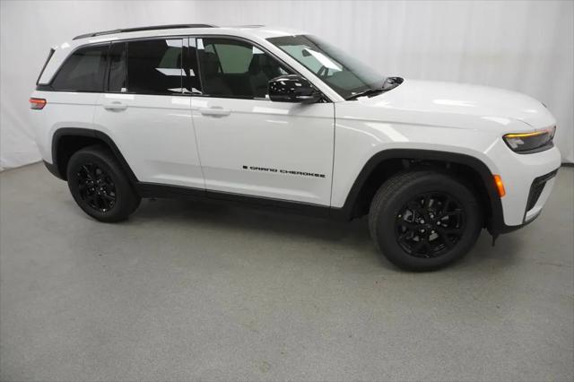 2026 Jeep Grand Cherokee Altitude 4x4