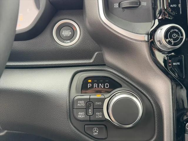 2026 Ram 1500 Big Horn Crew Cab 4x4 5'7" Box