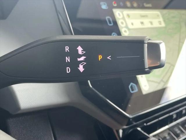 2027 Chevrolet Bolt LT FWD
