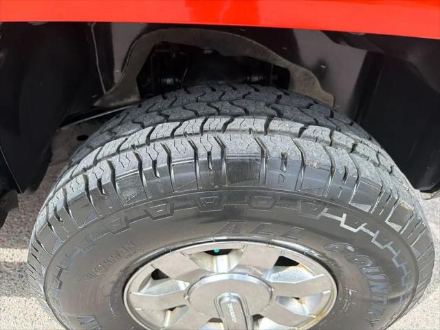 2009 HUMMER H3T H3T Luxury