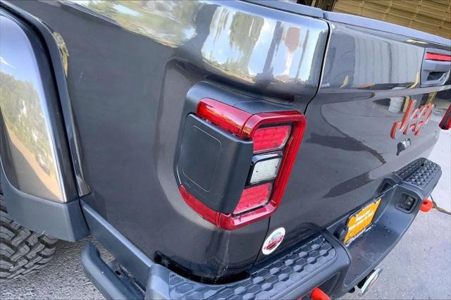 2024 Jeep Gladiator Sport