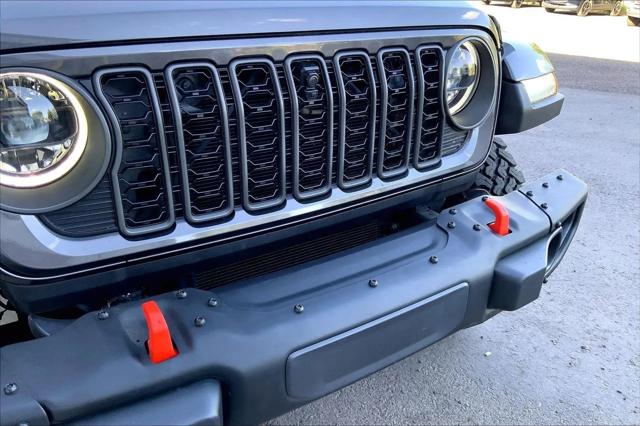 2024 Jeep Gladiator Sport