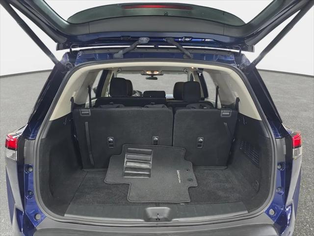 2025 Nissan Pathfinder SV FWD