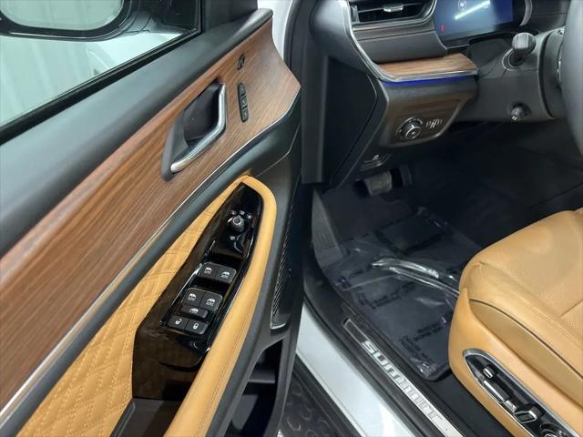 2024 Jeep Grand Cherokee L Summit 4x4