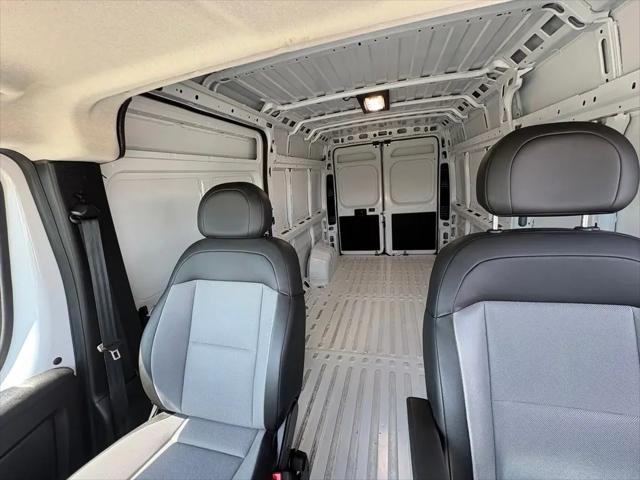 2025 Ram ProMaster 2500 Cargo Van Tradesman High Roof 159" WB w/Pass Seat