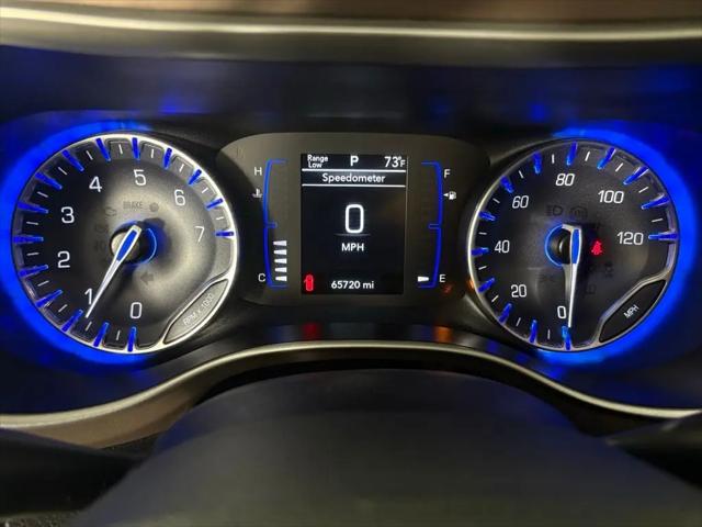 2022 Chrysler Voyager LX