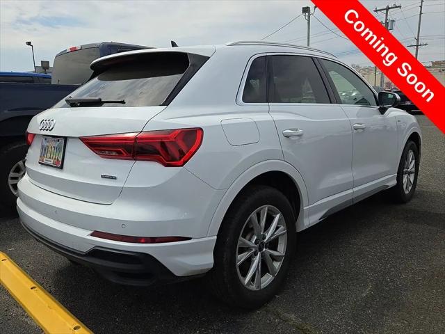2025 Audi Q3 Premium 45 TFSI S line quattro Tiptronic