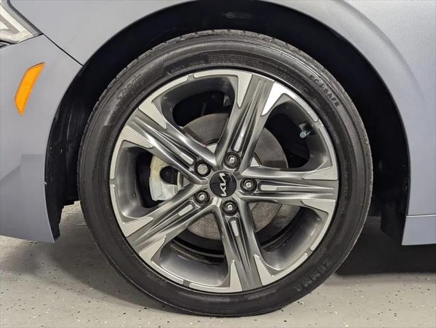 2023 Kia K5 EX