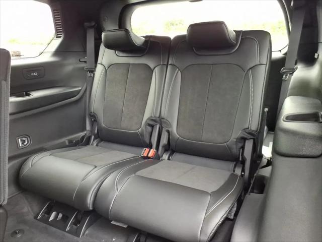 2026 Jeep Grand Cherokee L Altitude 4x4