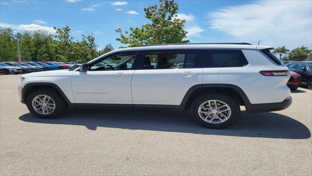 2023 Jeep Grand Cherokee L Laredo 4x4