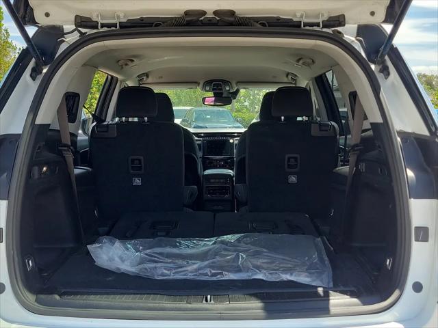 2023 Jeep Grand Cherokee L Laredo 4x4