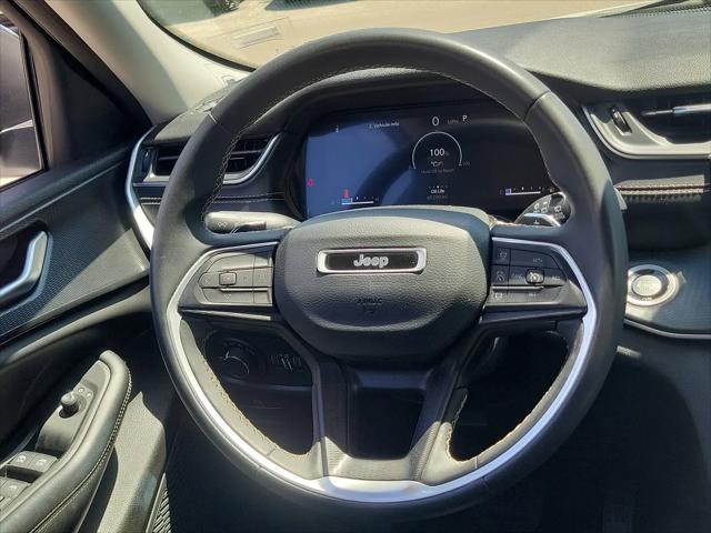 2023 Jeep Grand Cherokee L Laredo 4x4