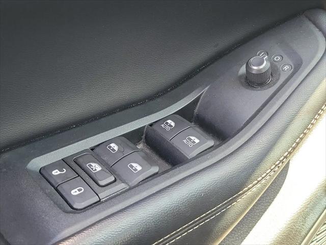 2023 Jeep Grand Cherokee L Laredo 4x4