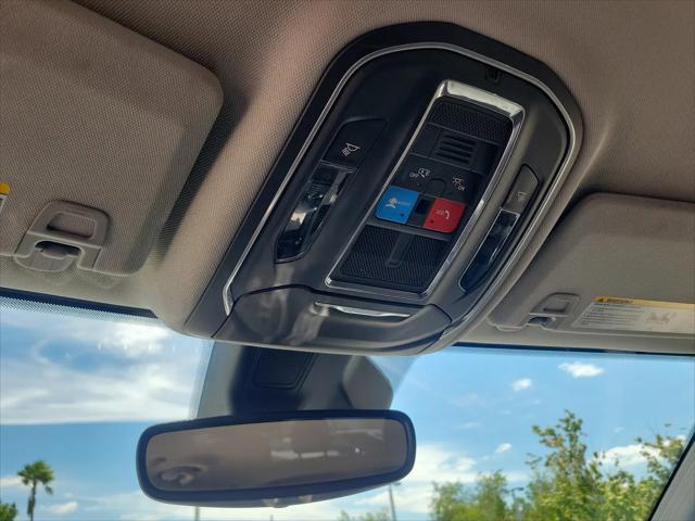 2023 Jeep Grand Cherokee L Laredo 4x4