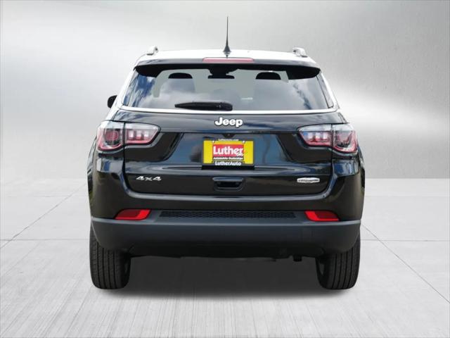 2022 Jeep Compass Latitude Lux 4x4