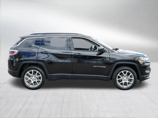 2022 Jeep Compass Latitude Lux 4x4