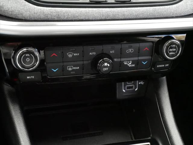 2022 Jeep Compass Latitude Lux 4x4