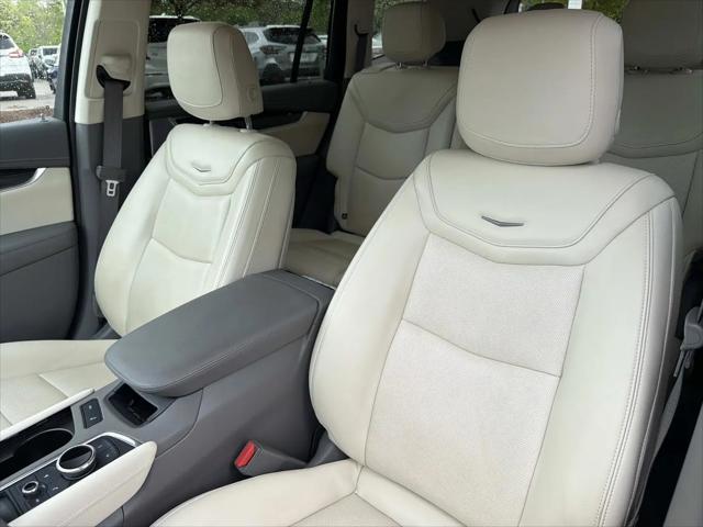 2023 Cadillac XT6 FWD Premium Luxury