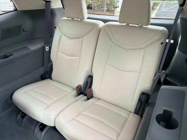 2023 Cadillac XT6 FWD Premium Luxury