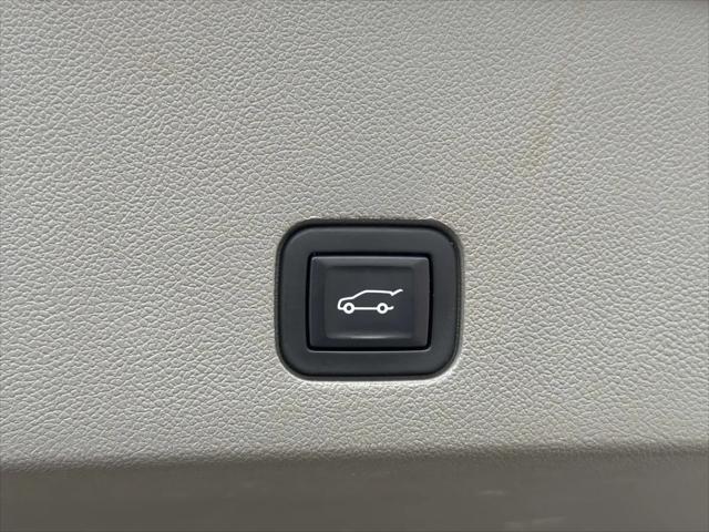 2023 Cadillac XT6 FWD Premium Luxury