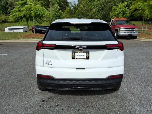 2027 Chevrolet Bolt LT FWD