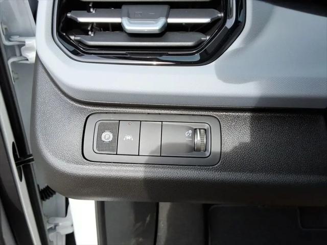 2027 Chevrolet Bolt LT FWD