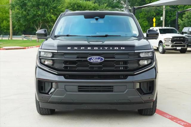 2025 Ford Expedition Active MAX