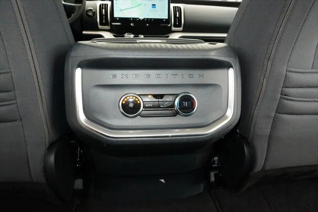 2025 Ford Expedition Active MAX