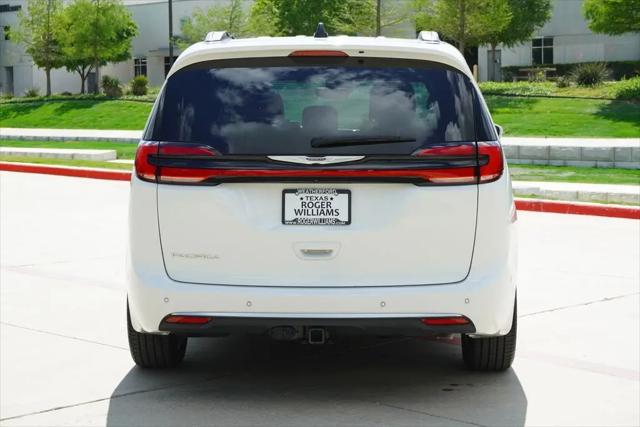 2024 Chrysler Pacifica Pinnacle