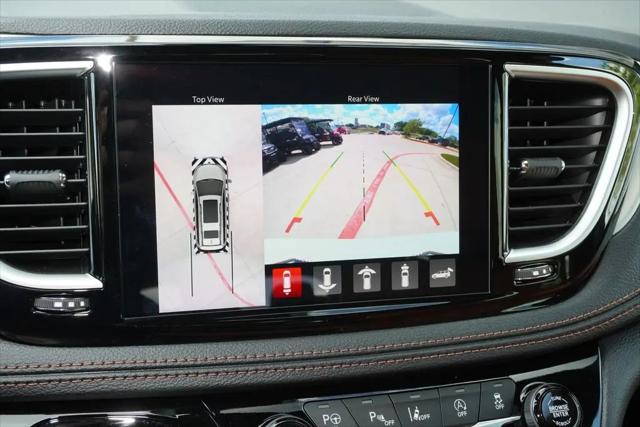 2024 Chrysler Pacifica Pinnacle