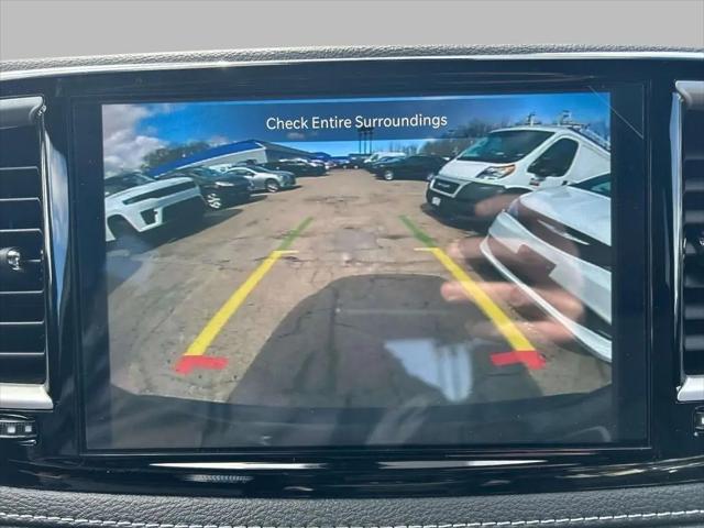 2026 Chrysler Pacifica Select AWD