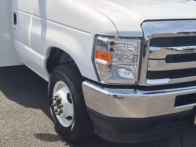2027 Ford E-Series Cutaway E-Series Cutaway