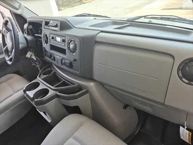 2027 Ford E-Series Cutaway E-Series Cutaway