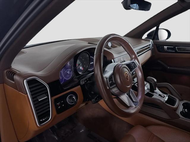 2023 Porsche Cayenne Platinum Edition