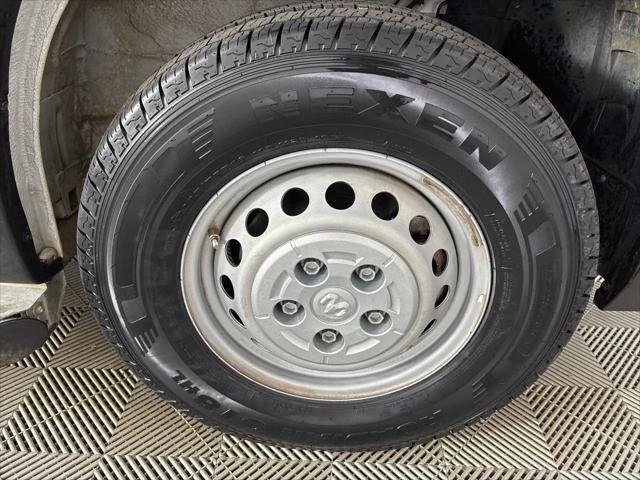 2025 Ram ProMaster 2500 Cargo Van Tradesman Low Roof 136" WB w/Pass Seat