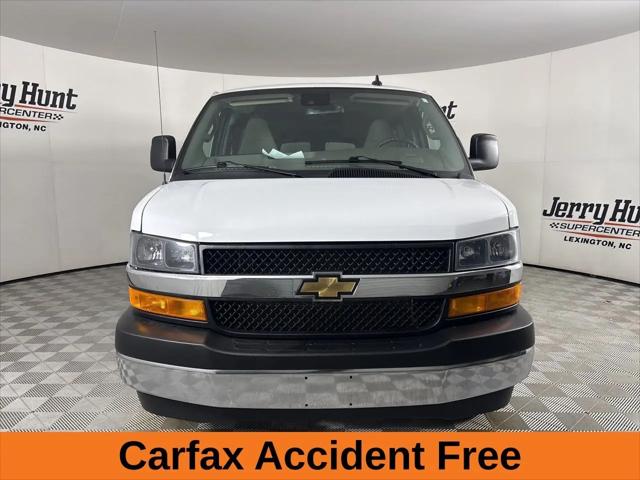 2024 Chevrolet Express Passenger RWD 3500 Extended Wheelbase LT