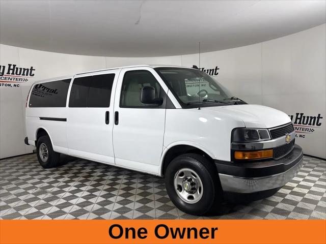 2024 Chevrolet Express Passenger RWD 3500 Extended Wheelbase LT