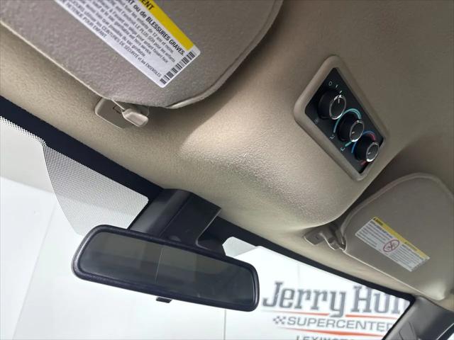 2024 Chevrolet Express Passenger RWD 3500 Extended Wheelbase LT