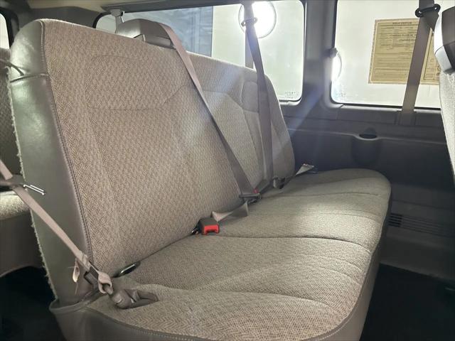 2024 Chevrolet Express Passenger RWD 3500 Extended Wheelbase LT