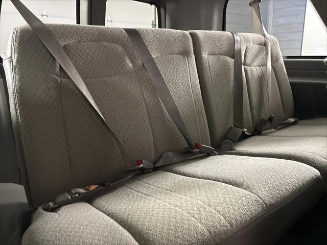 2024 Chevrolet Express Passenger RWD 3500 Extended Wheelbase LT