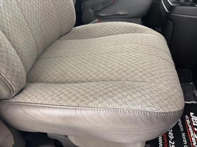 2024 Chevrolet Express Passenger RWD 3500 Extended Wheelbase LT