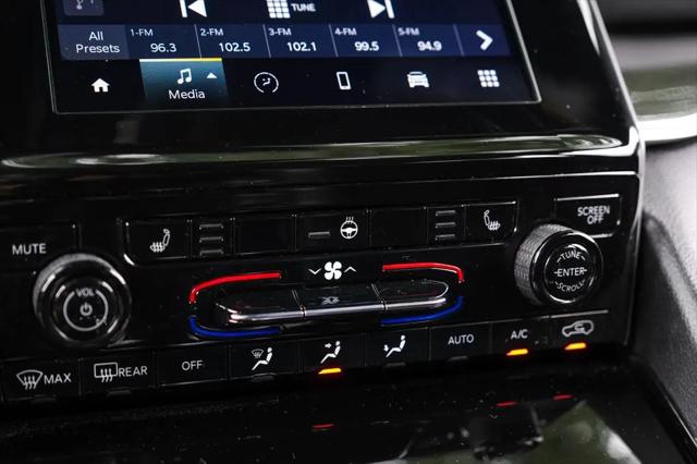 2023 Jeep Grand Cherokee L Altitude 4x2
