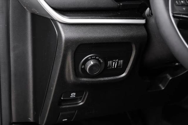 2023 Jeep Grand Cherokee L Altitude 4x2