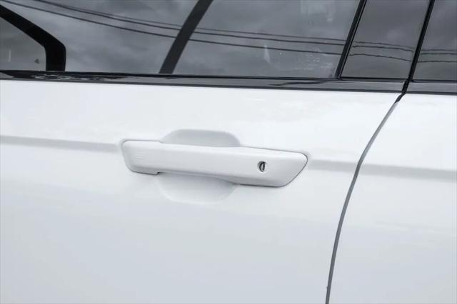 2023 Jeep Grand Cherokee L Altitude 4x2