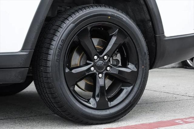 2023 Jeep Grand Cherokee L Altitude 4x2