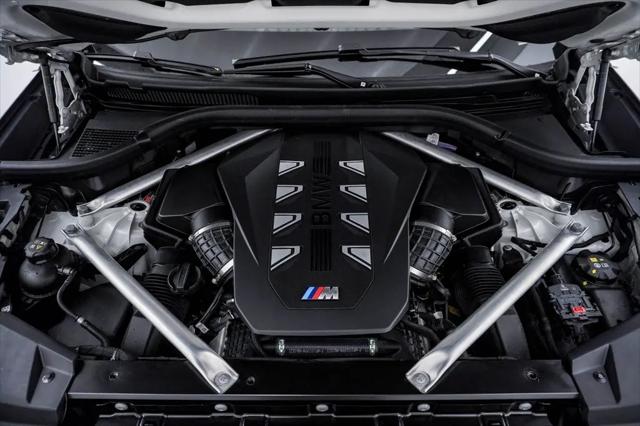 2024 BMW X6 M60i