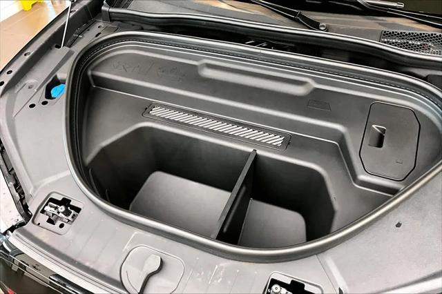 2027 Audi SQ6 e-tron Premium Plus