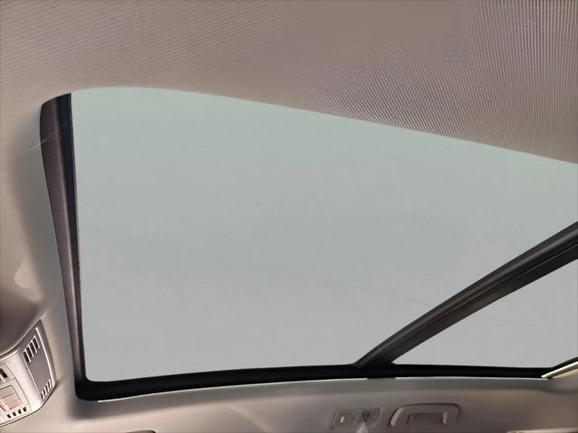 2026 Volkswagen Taos SE Black