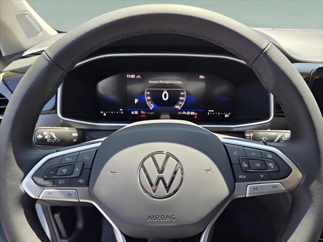 2026 Volkswagen Taos SE Black