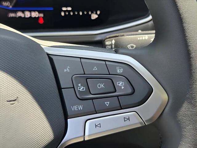 2026 Volkswagen Taos SE Black